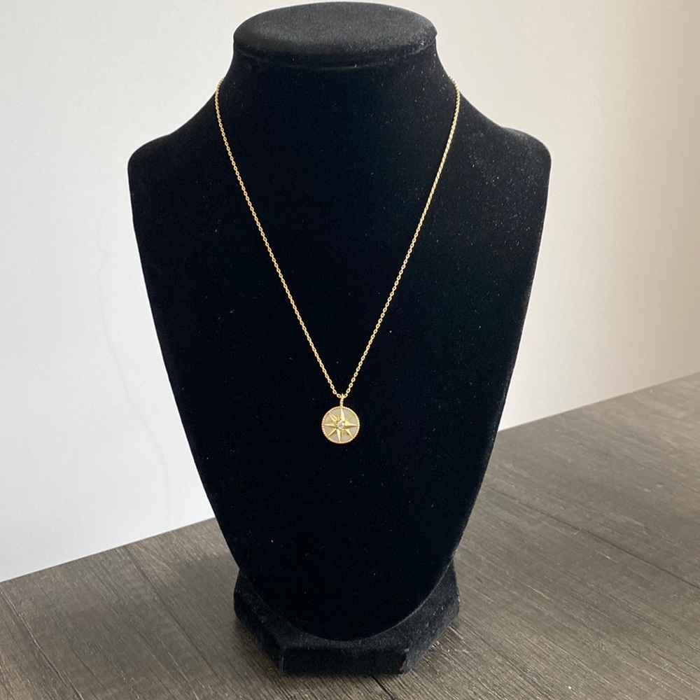 Star pendant Necklace